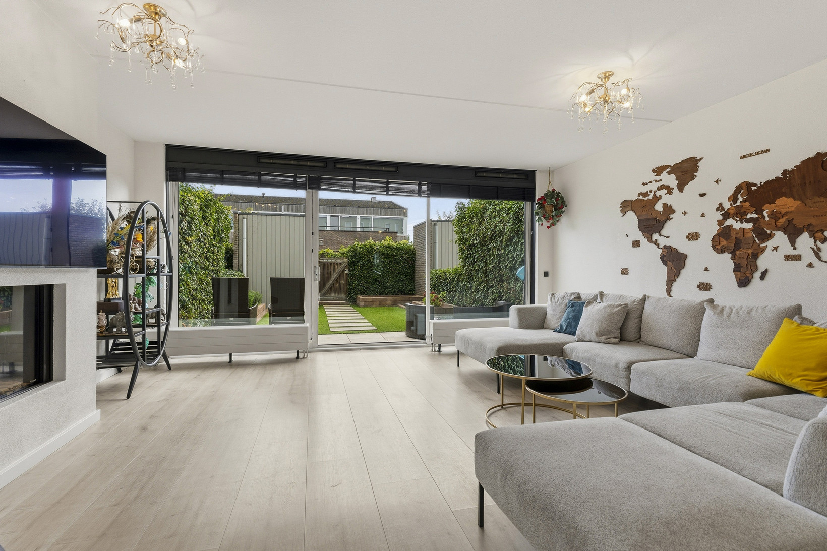 Tussenwoning te koop: Boelijn 40, Almere