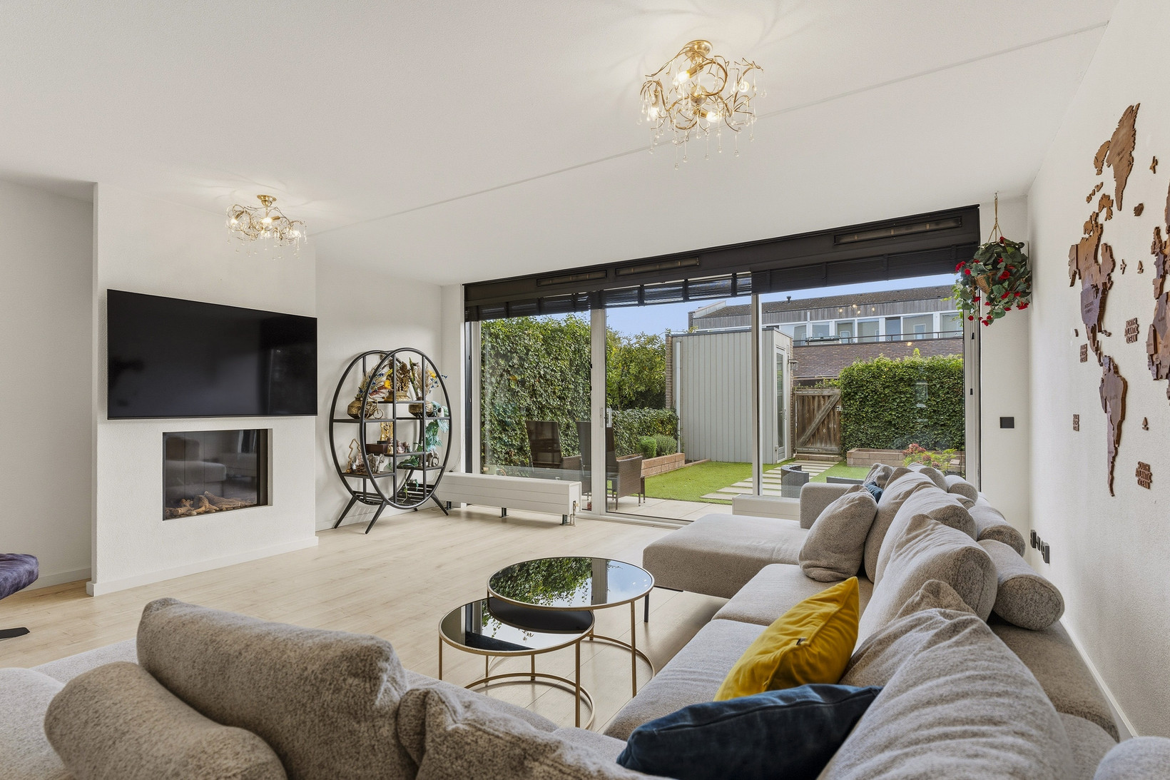 Tussenwoning te koop: Boelijn 40, Almere