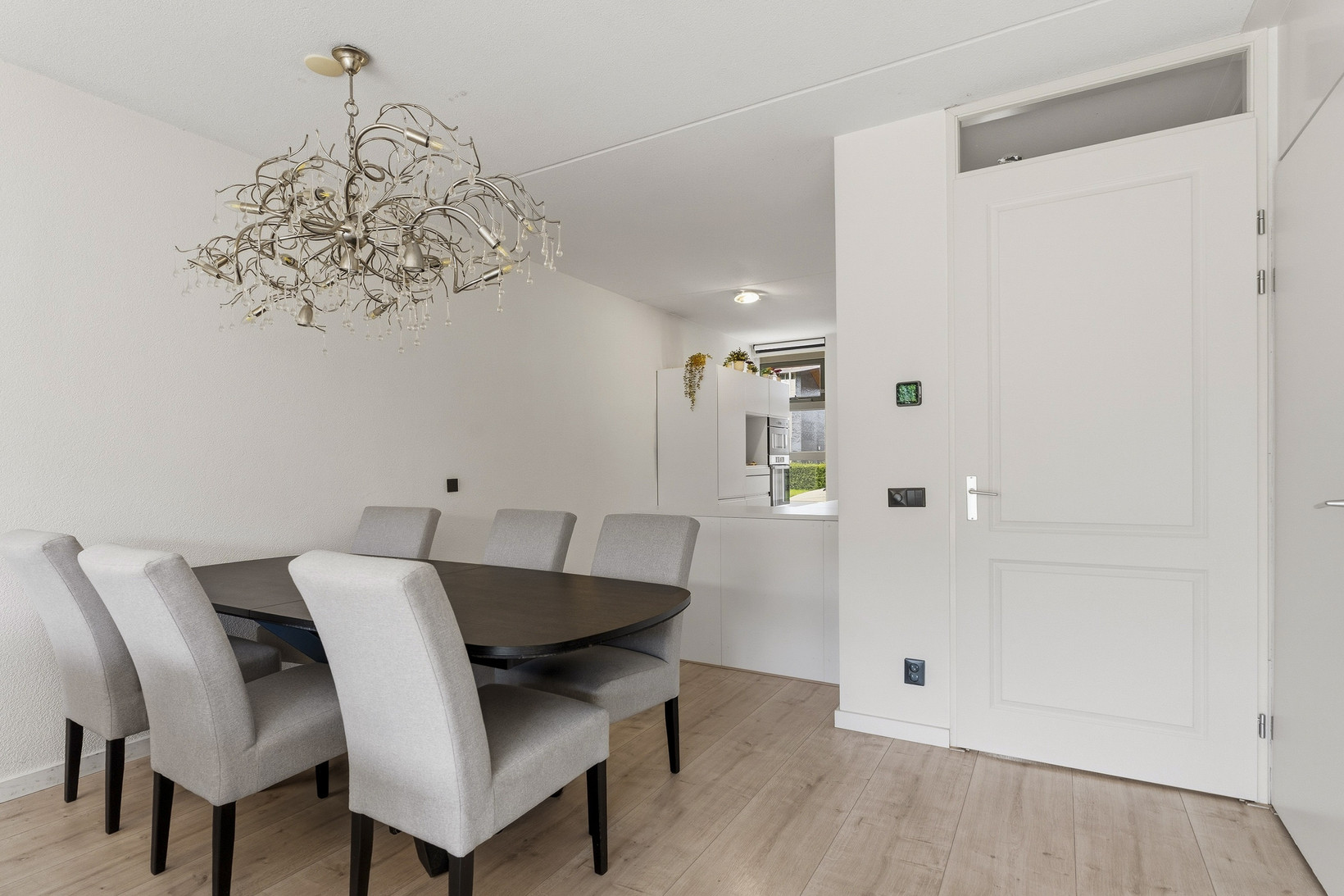 Tussenwoning te koop: Boelijn 40, Almere