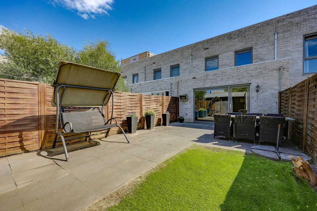 Tussenwoning te koop: Ploeganker 31, Almere