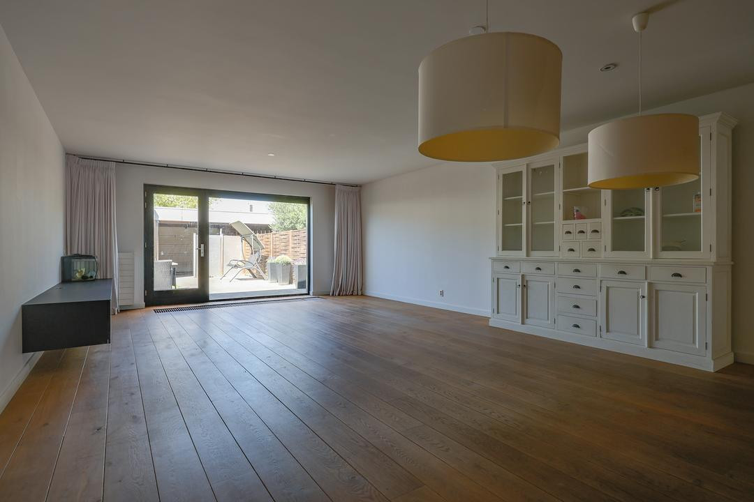 Tussenwoning te koop: Ploeganker 31, Almere