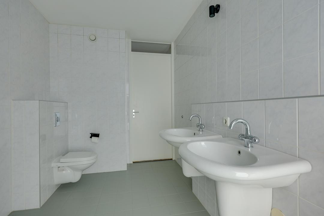 Tussenwoning te koop: Ploeganker 31, Almere