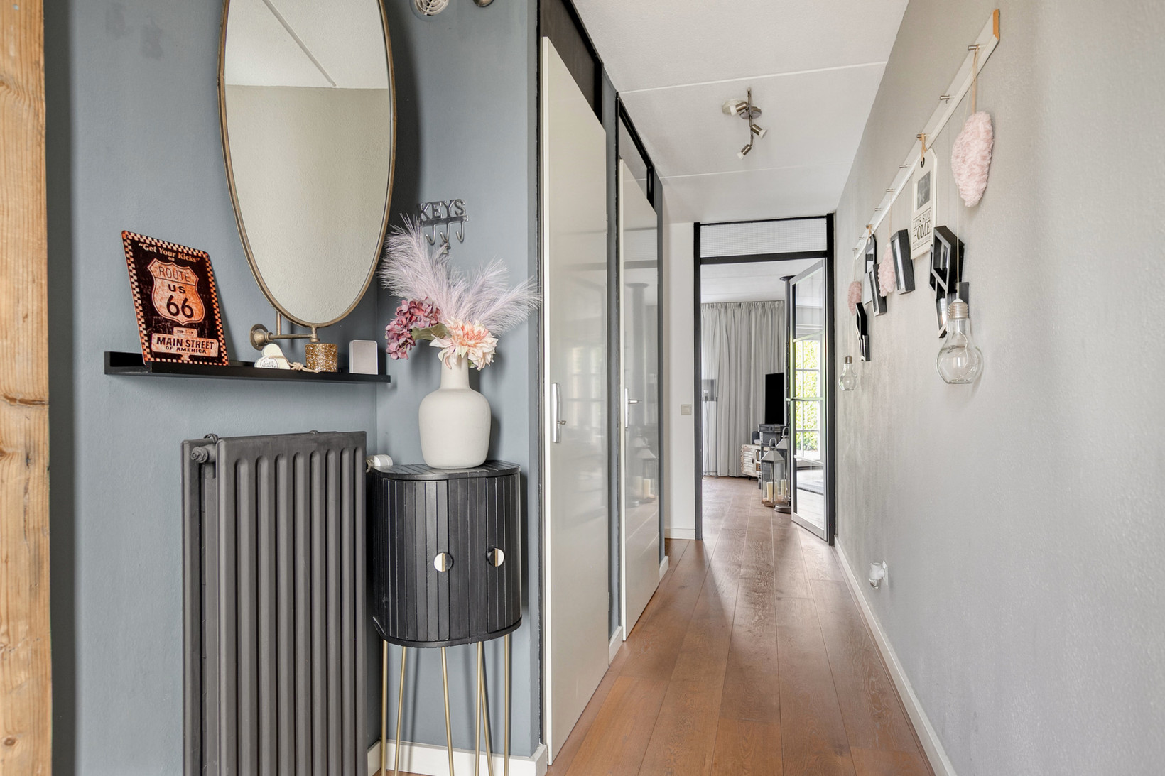 Tussenwoning te koop: Louis Paul Boonstraat 27, Almere