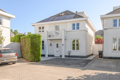 Han G. Hoekstrahof 5