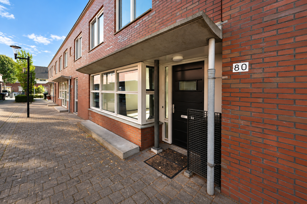 Tussenwoning te huur: J.J. Slauerhoffstraat 80, Almere