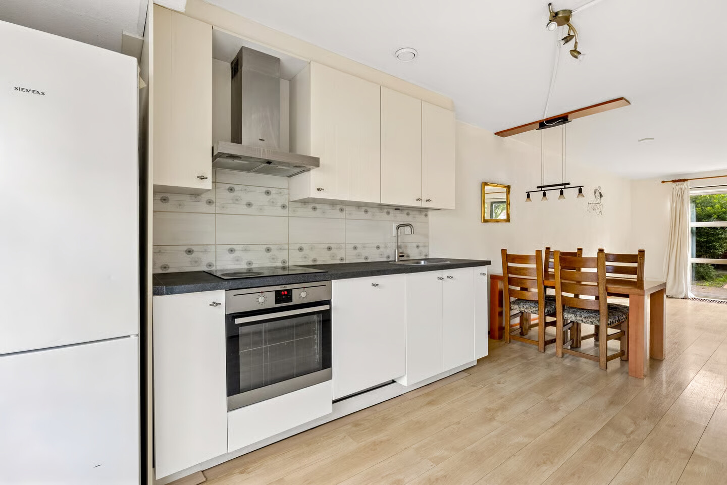 Tussenwoning te koop: Hendrik Marsmanstraat 146, Almere