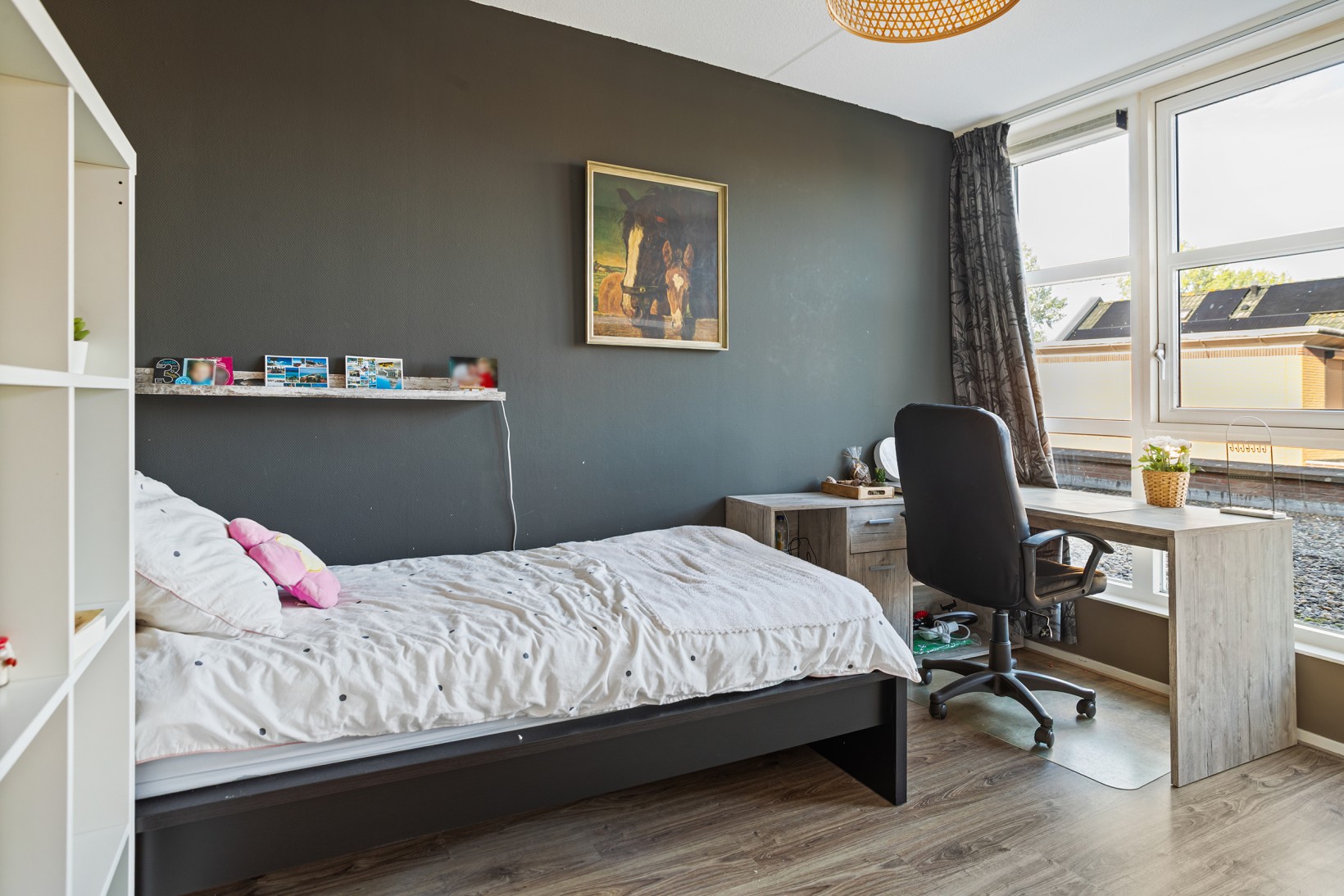 Tussenwoning te koop: Herman Gorterweg 34, Almere