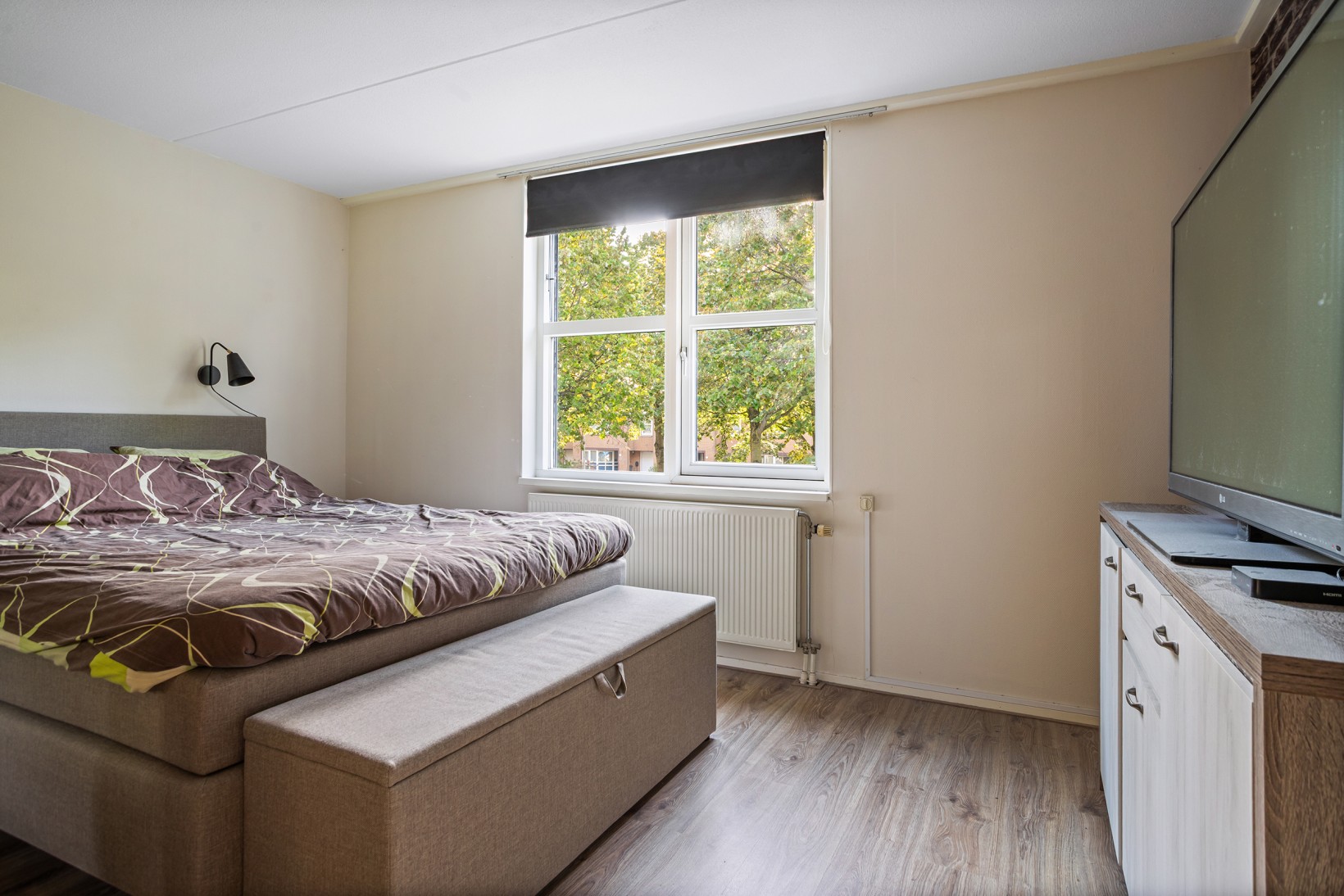 Tussenwoning te koop: Herman Gorterweg 34, Almere