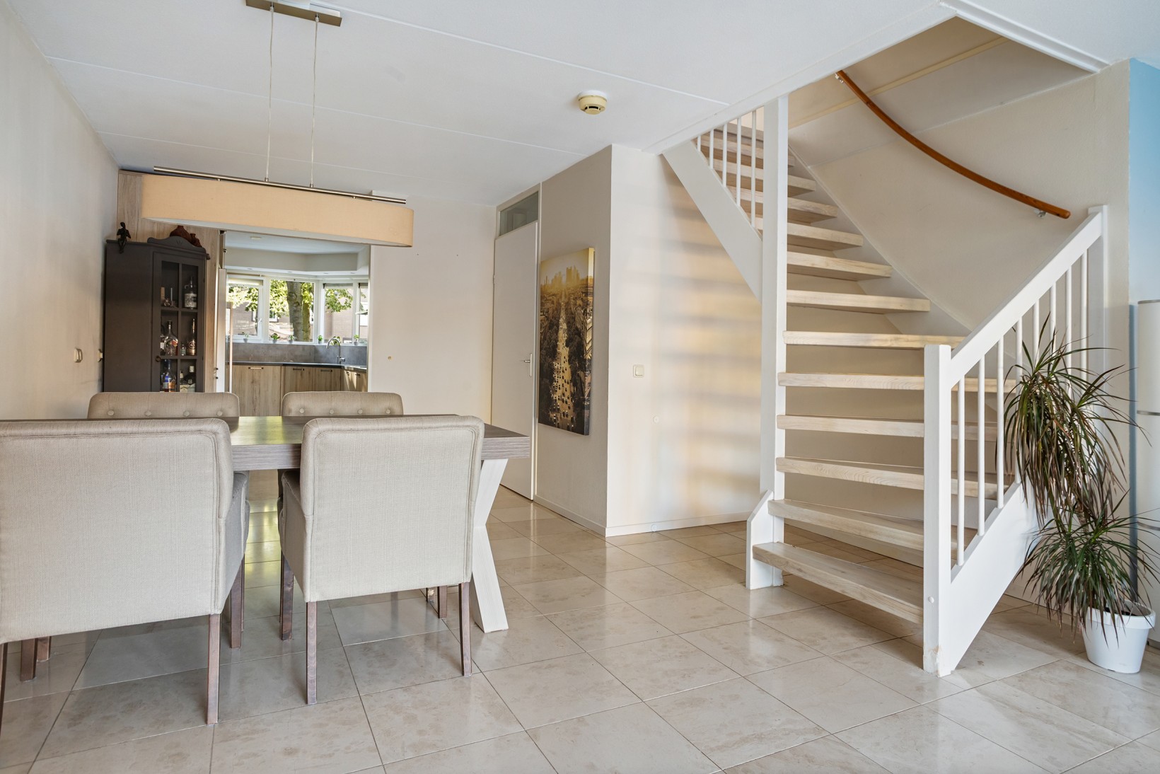 Tussenwoning te koop: Herman Gorterweg 34, Almere