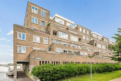Elburgkade 24