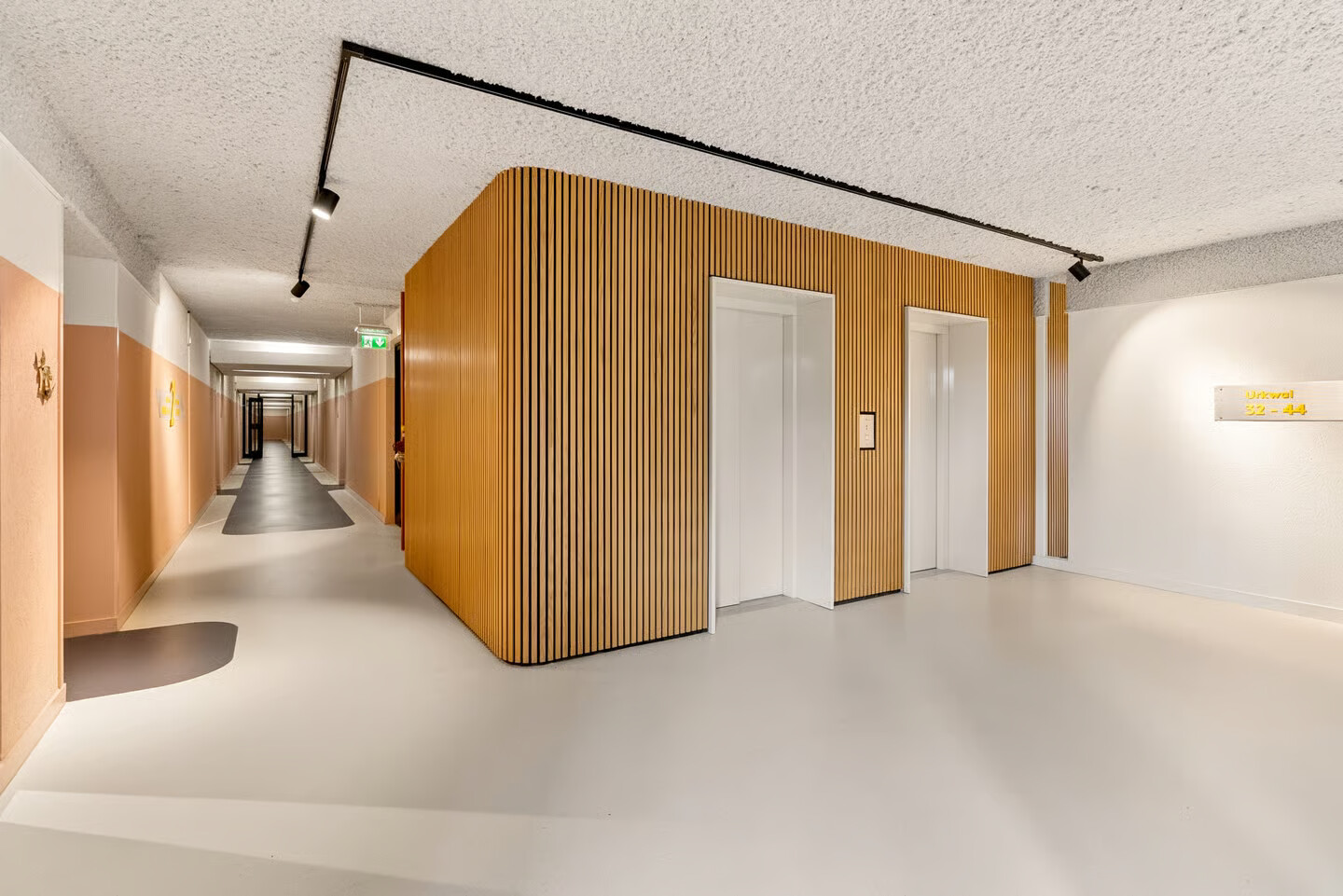 Appartement te koop: Urkwal 31, Almere