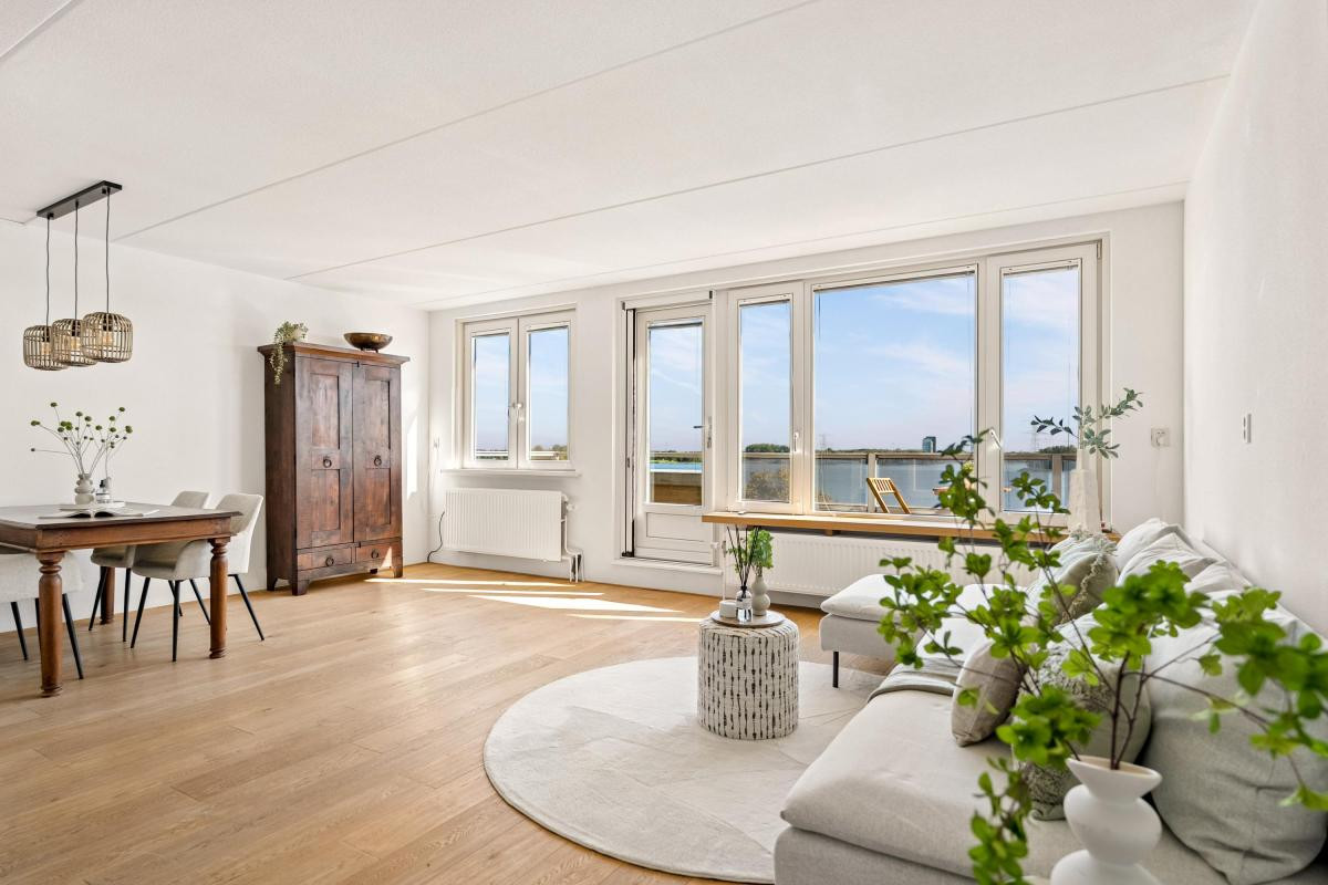 Appartement te koop: Urkwal 81, Almere