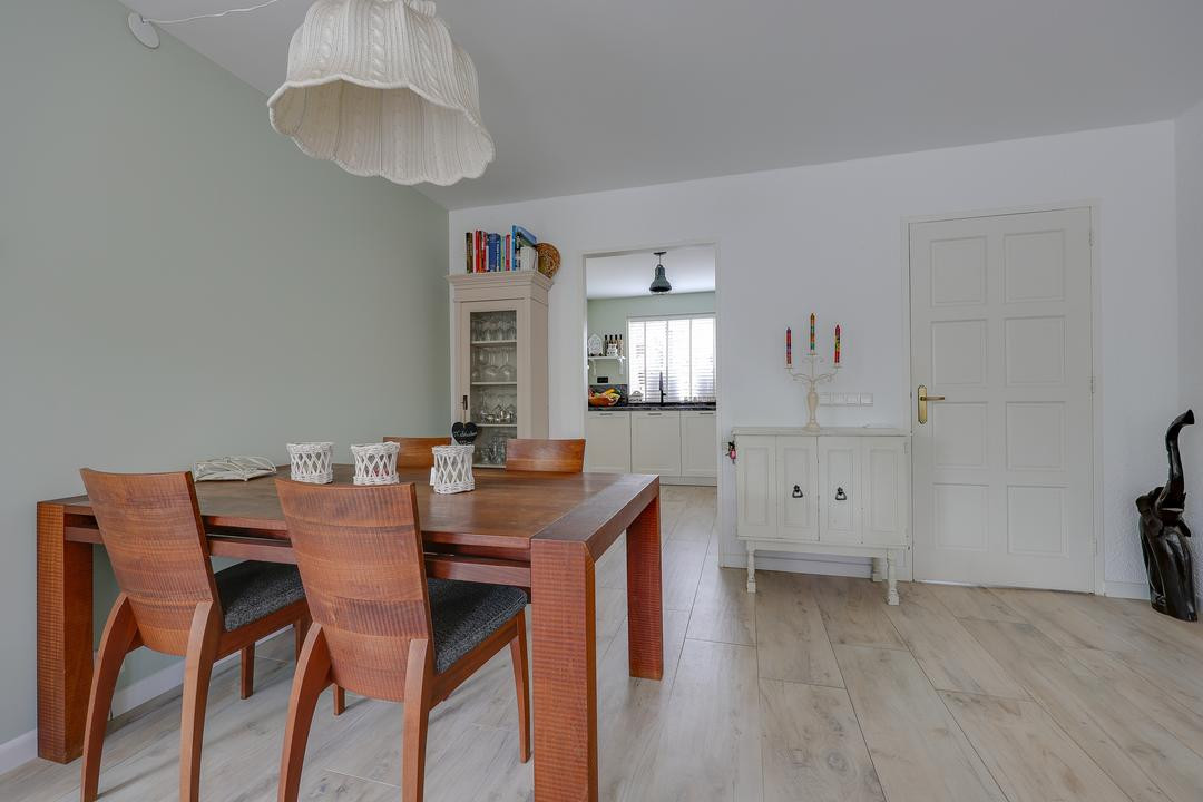 Tussenwoning te koop: Amersfoortweg 9, Almere