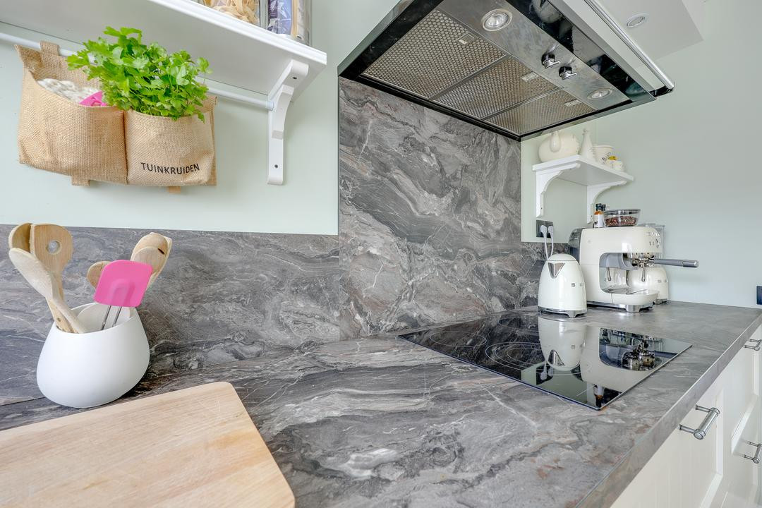 Tussenwoning te koop: Amersfoortweg 9, Almere