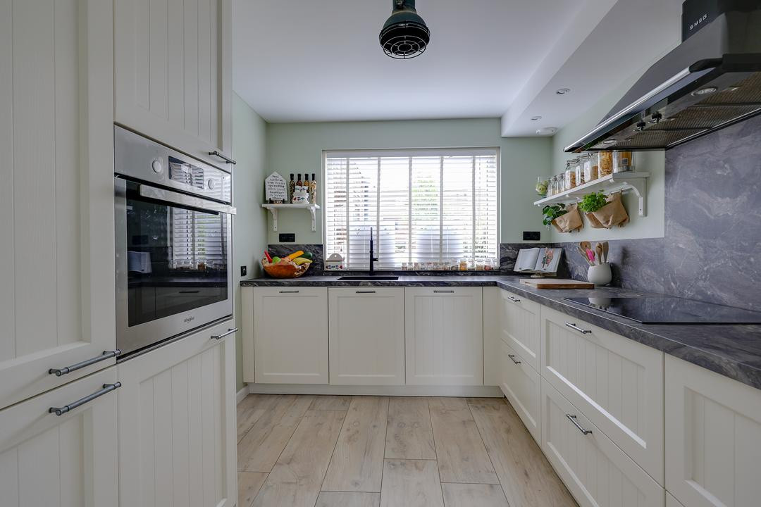 Tussenwoning te koop: Amersfoortweg 9, Almere