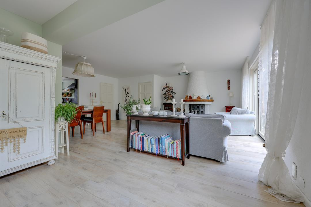 Tussenwoning te koop: Amersfoortweg 9, Almere