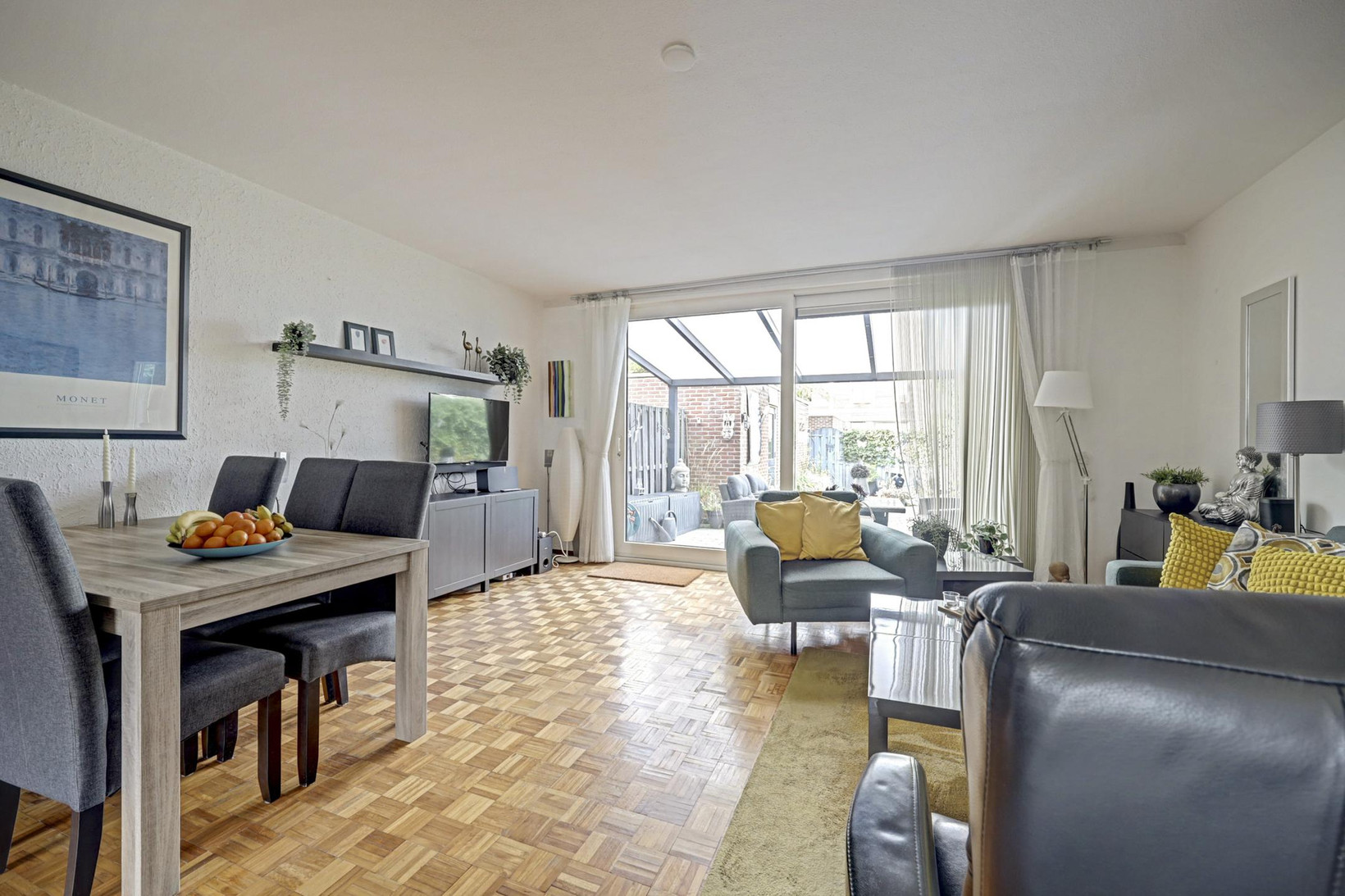 Tussenwoning te koop: Geldropstraat 9, Almere