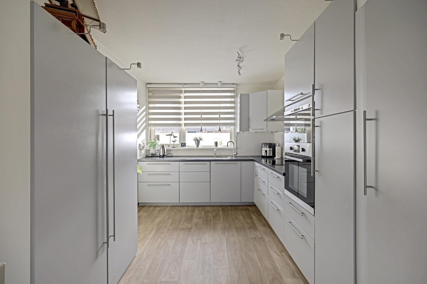 Tussenwoning te koop: Geldropstraat 9, Almere