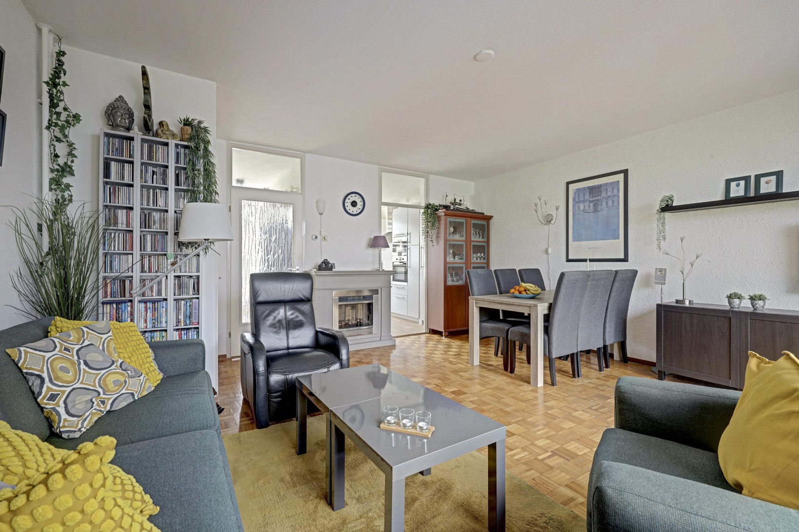 Tussenwoning te koop: Geldropstraat 9, Almere