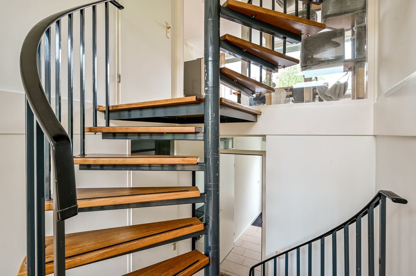 Tussenwoning te koop: James Stewartstraat 17, Almere
