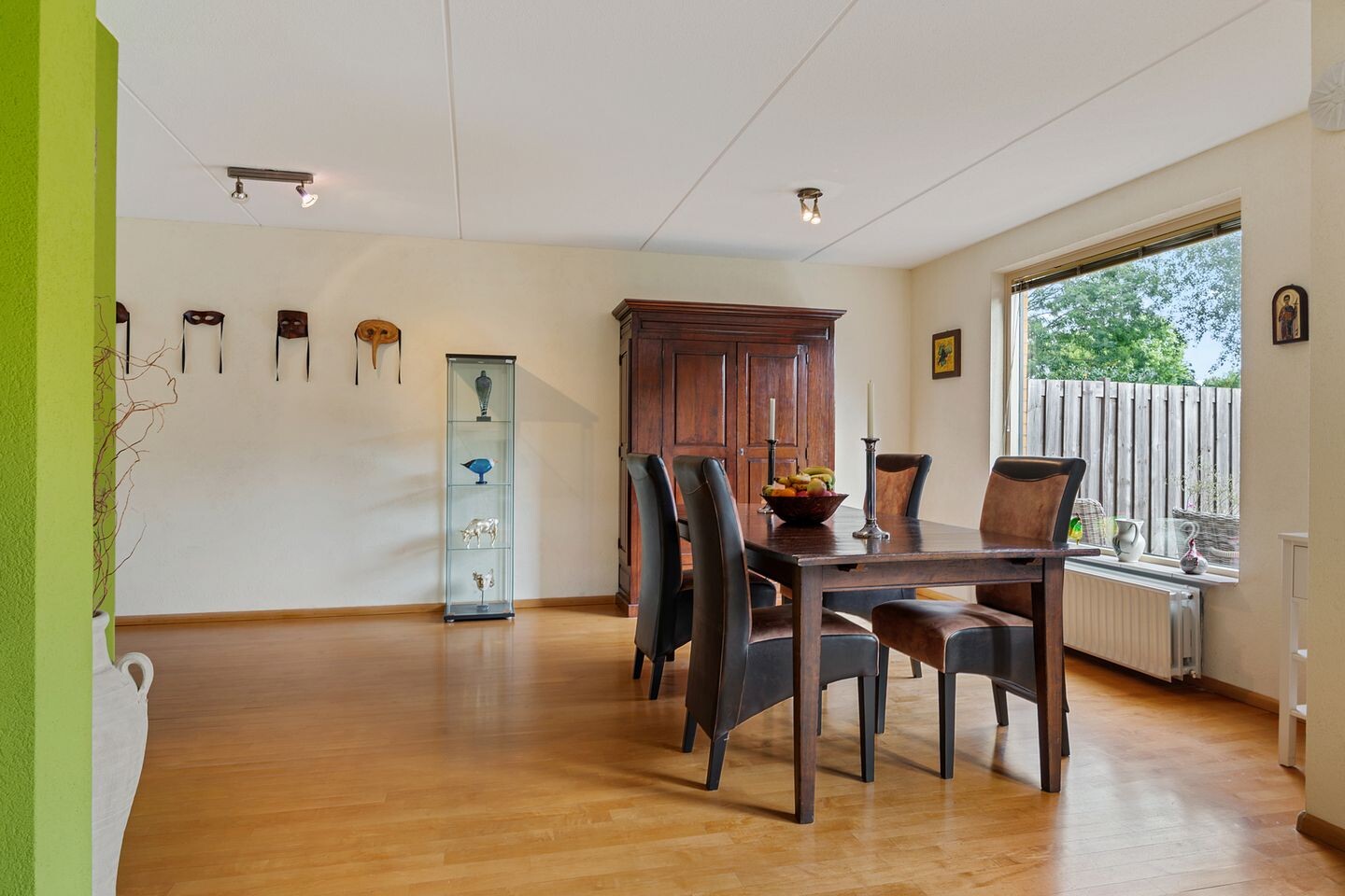 Tussenwoning te koop: Humphrey Bogartstraat 6, Almere
