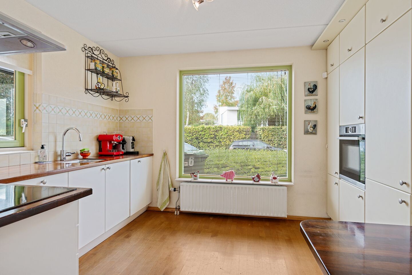 Tussenwoning te koop: Humphrey Bogartstraat 6, Almere