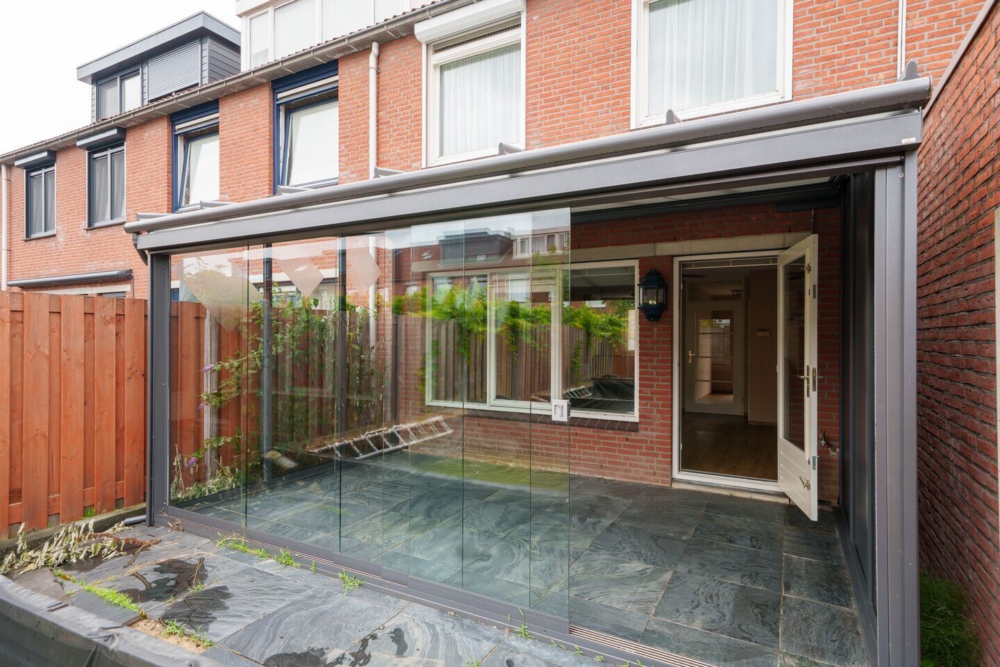 Tussenwoning te koop: Max Takstraat 57, Almere