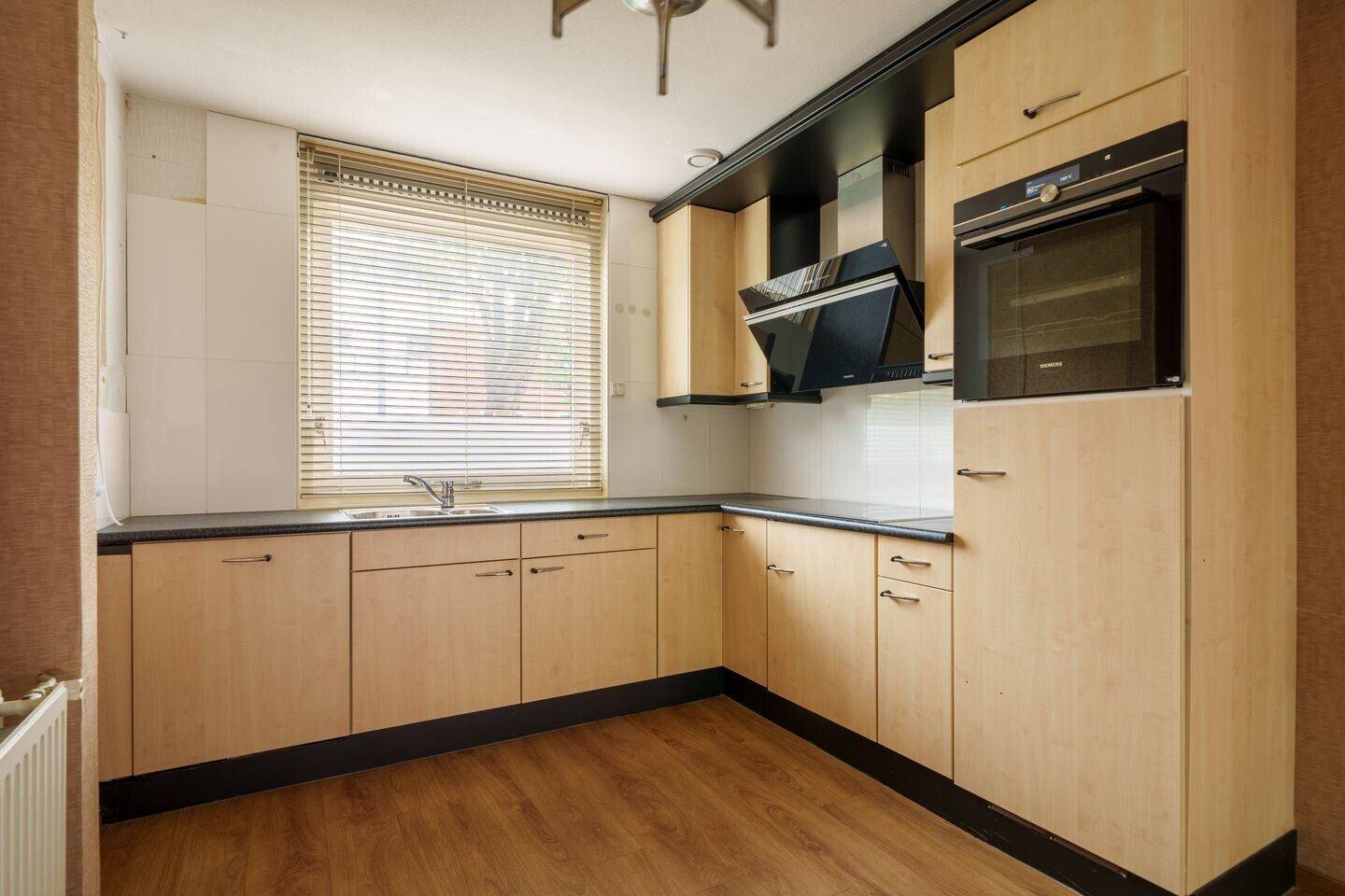 Tussenwoning te koop: Max Takstraat 57, Almere