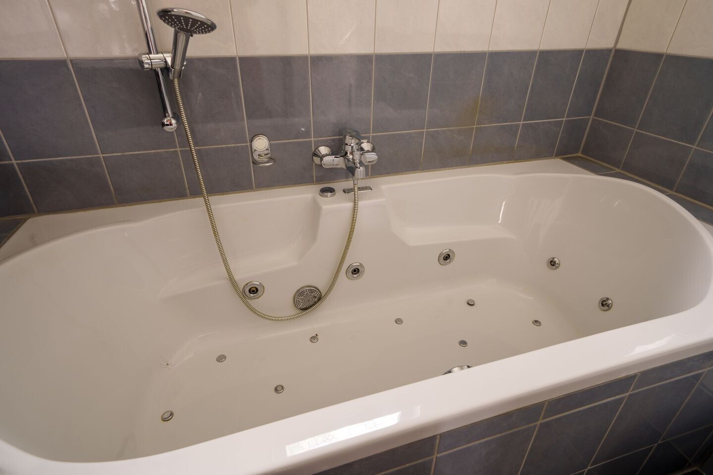 Tussenwoning te koop: Max Takstraat 57, Almere