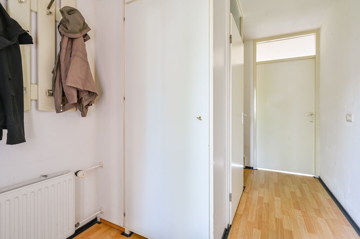 Tussenwoning te koop: Max Takstraat 6, Almere