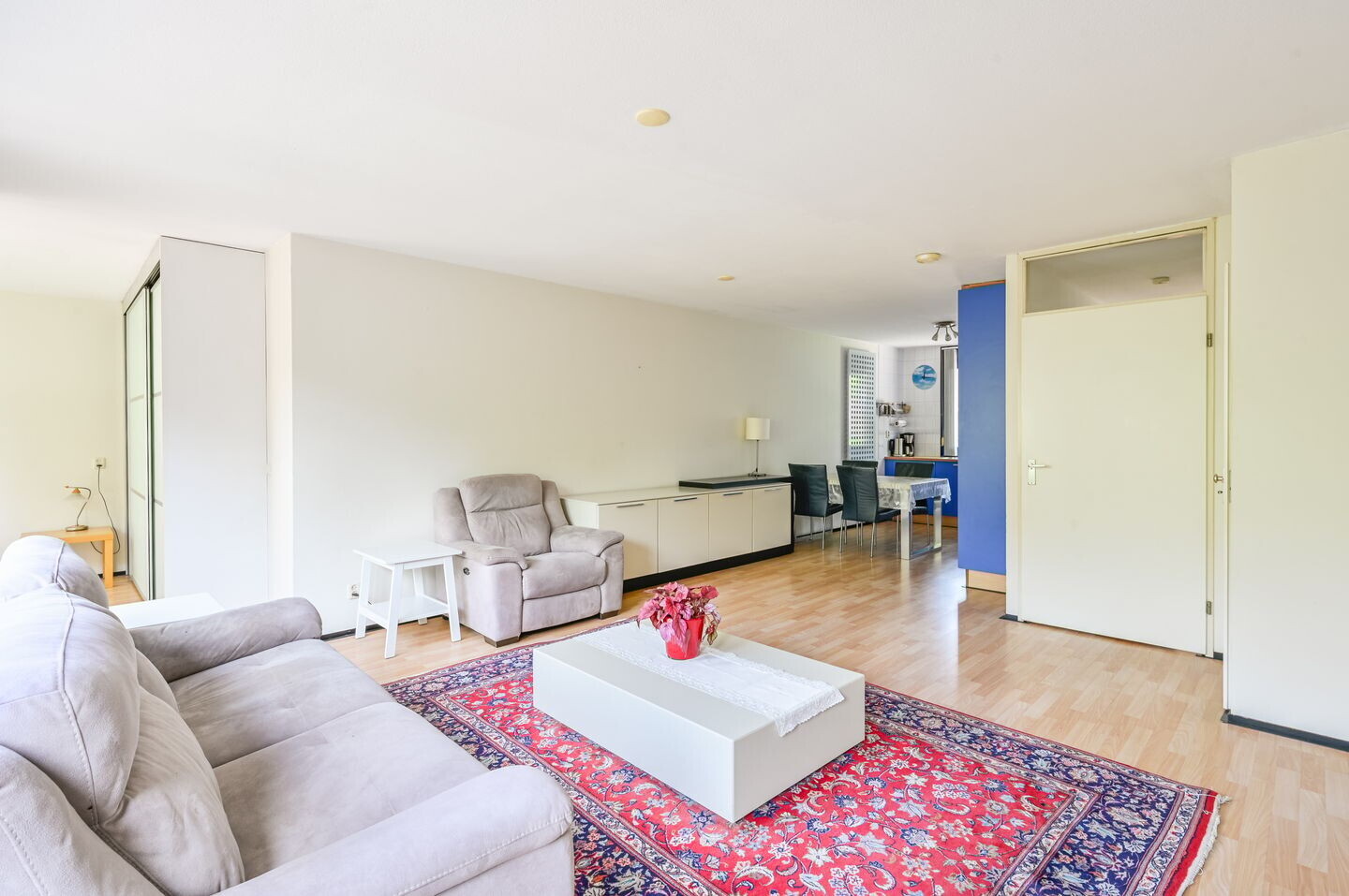 Tussenwoning te koop: Max Takstraat 6, Almere