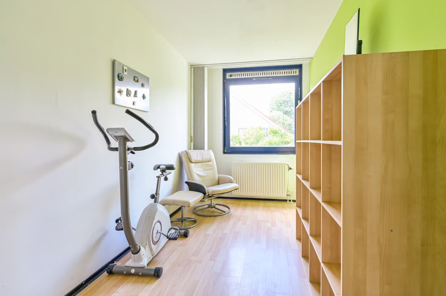 Tussenwoning te koop: Max Takstraat 6, Almere