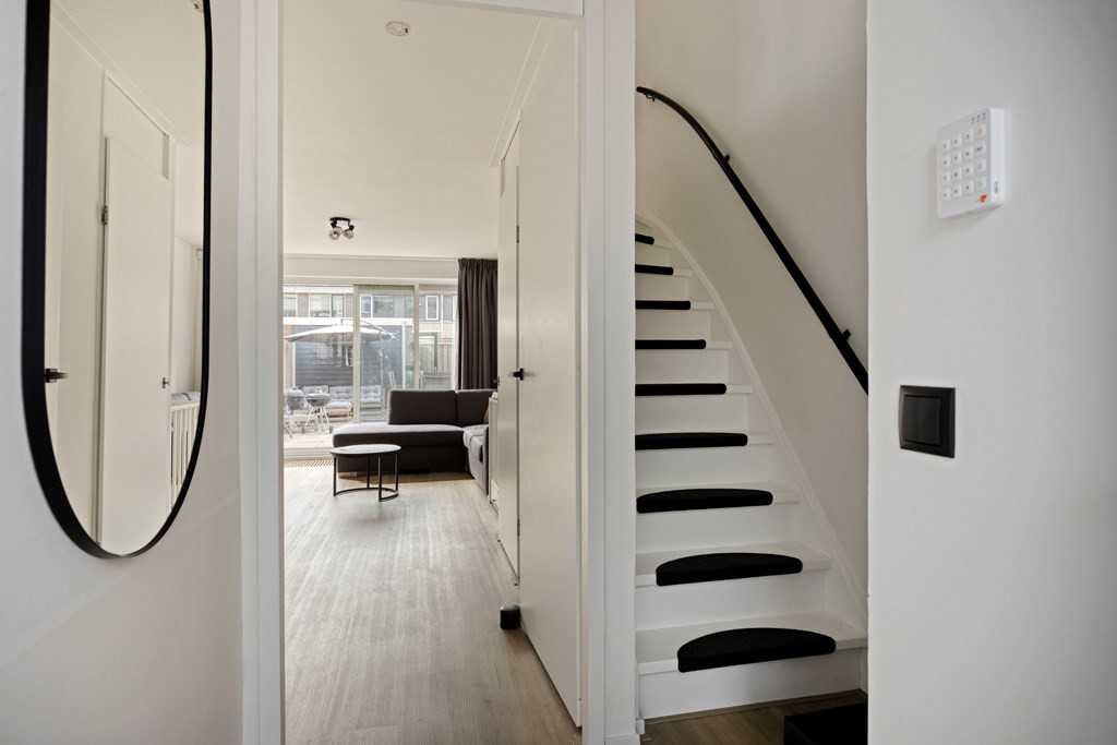 Tussenwoning te koop: Hitchcocklaan 133, Almere