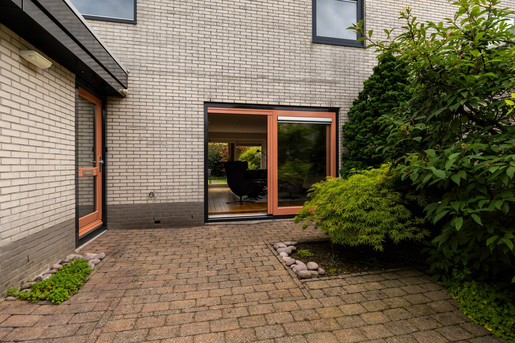 Tussenwoning te koop: Esdoornplantsoen 30, Almere