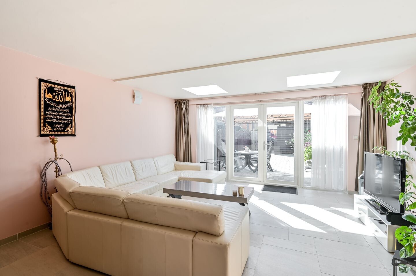 Tussenwoning te koop: Habanerastraat 16, Almere