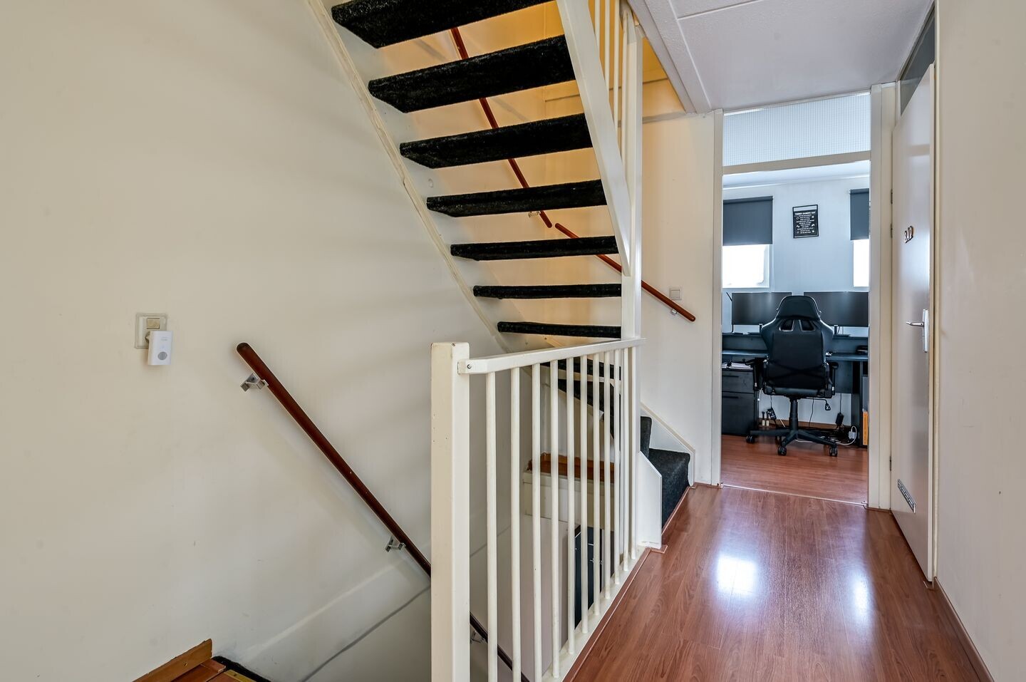 Tussenwoning te koop: Habanerastraat 16, Almere