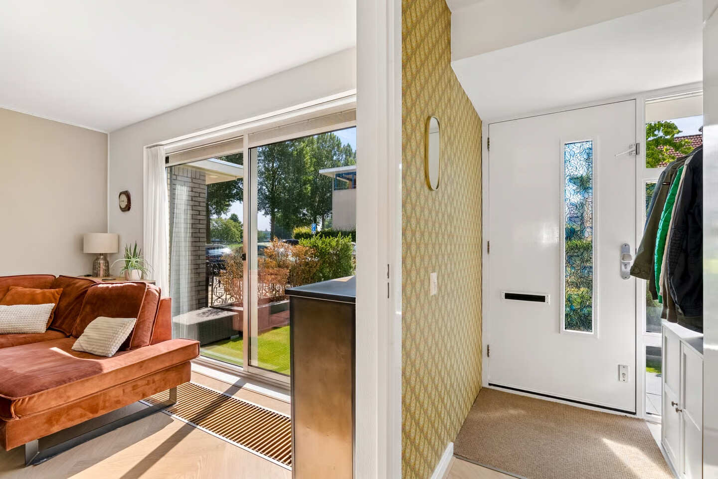 Hoekwoning te koop: Danslaan 12, Almere