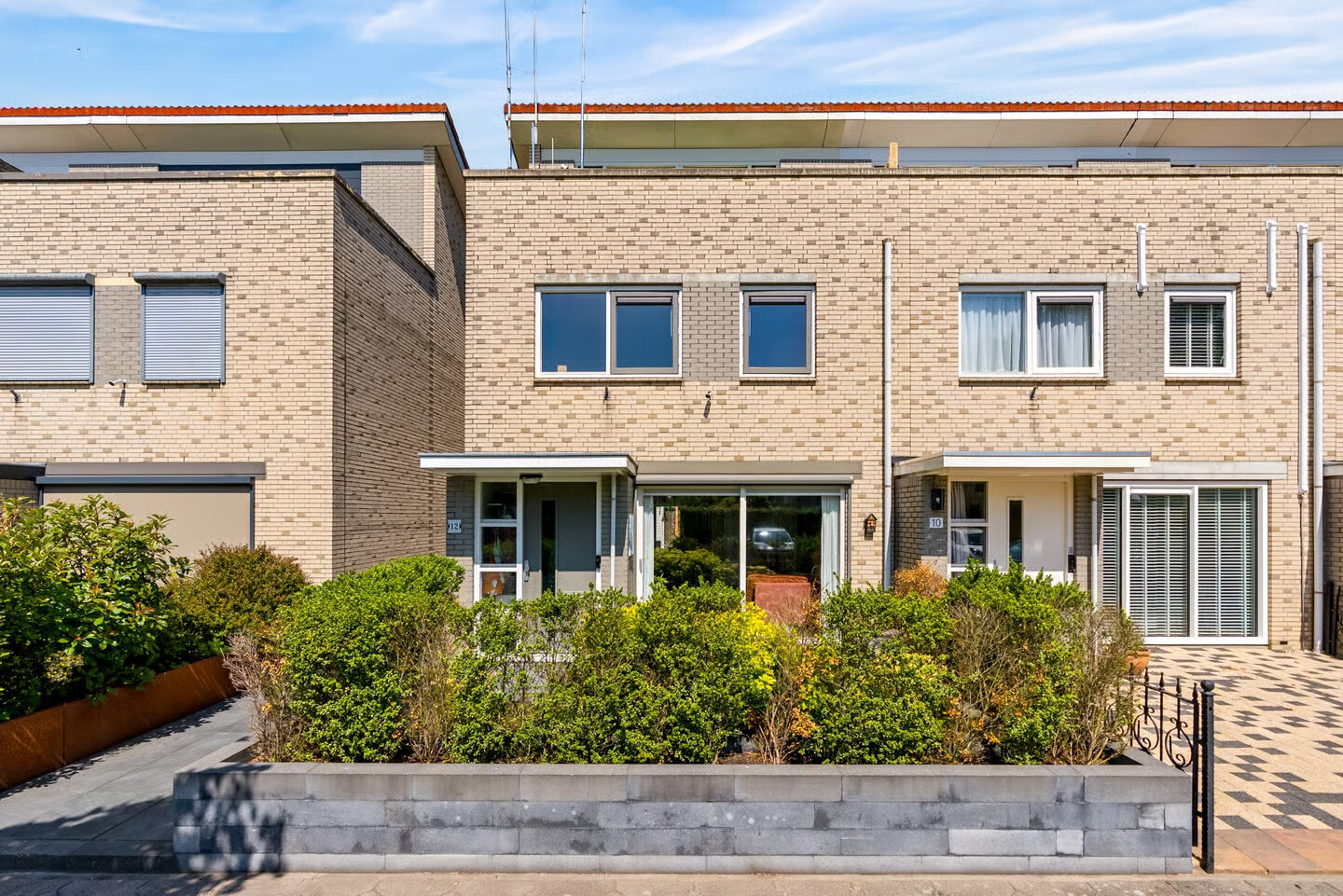 Hoekwoning te koop: Danslaan 12, Almere