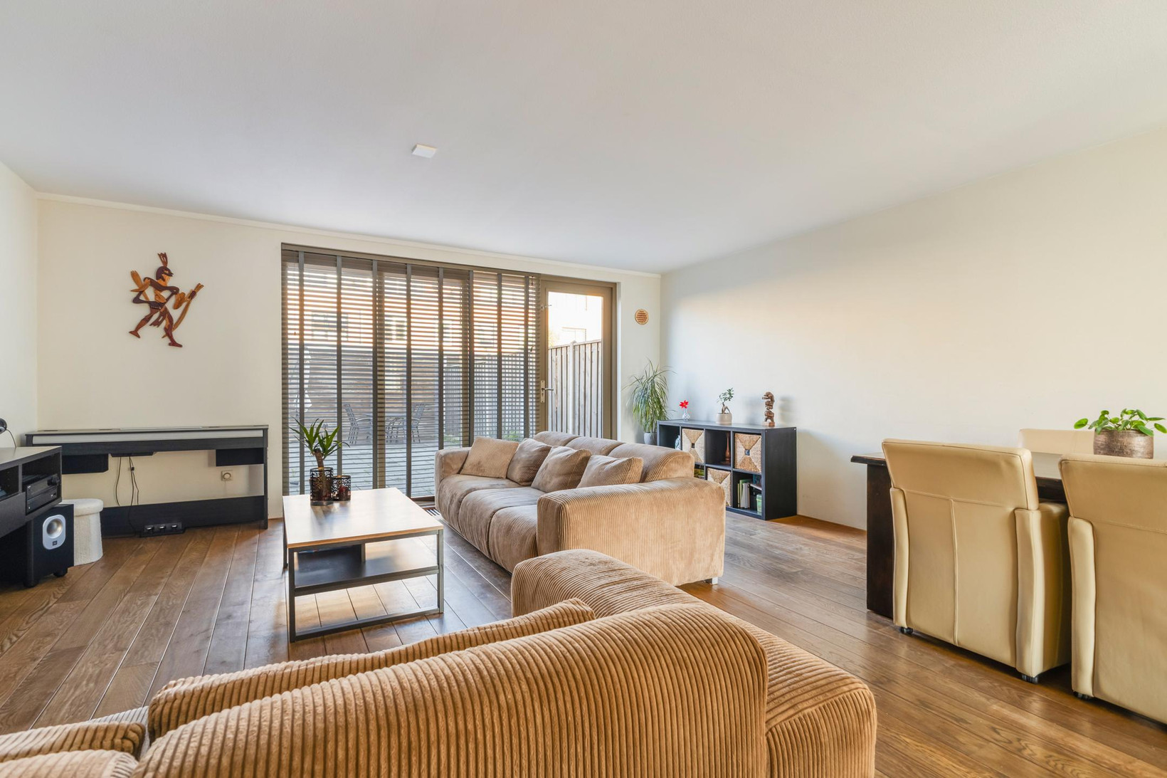 Tussenwoning te koop: Troikastraat 39, Almere