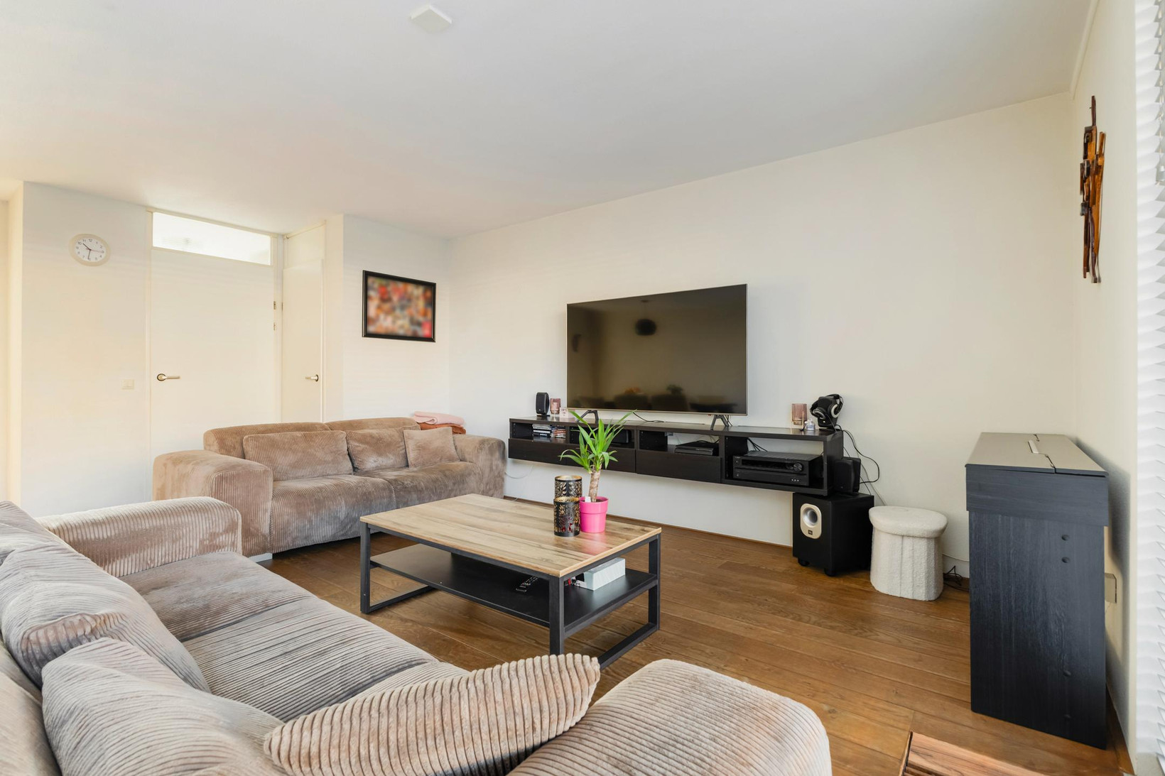 Tussenwoning te koop: Troikastraat 39, Almere