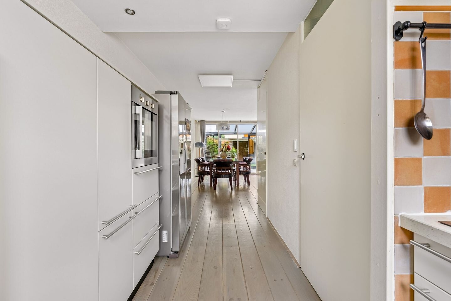 Tussenwoning te koop: Troikastraat 12, Almere
