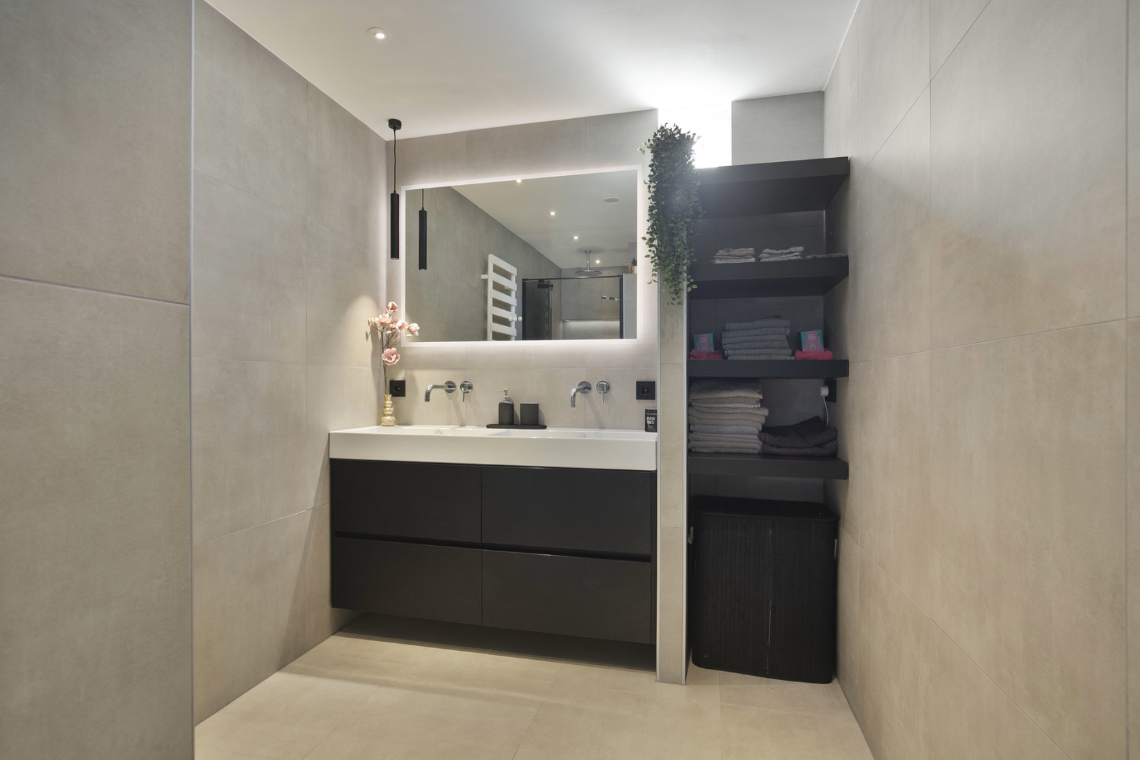 Hoekwoning te koop: Polonaisestraat 25, Almere