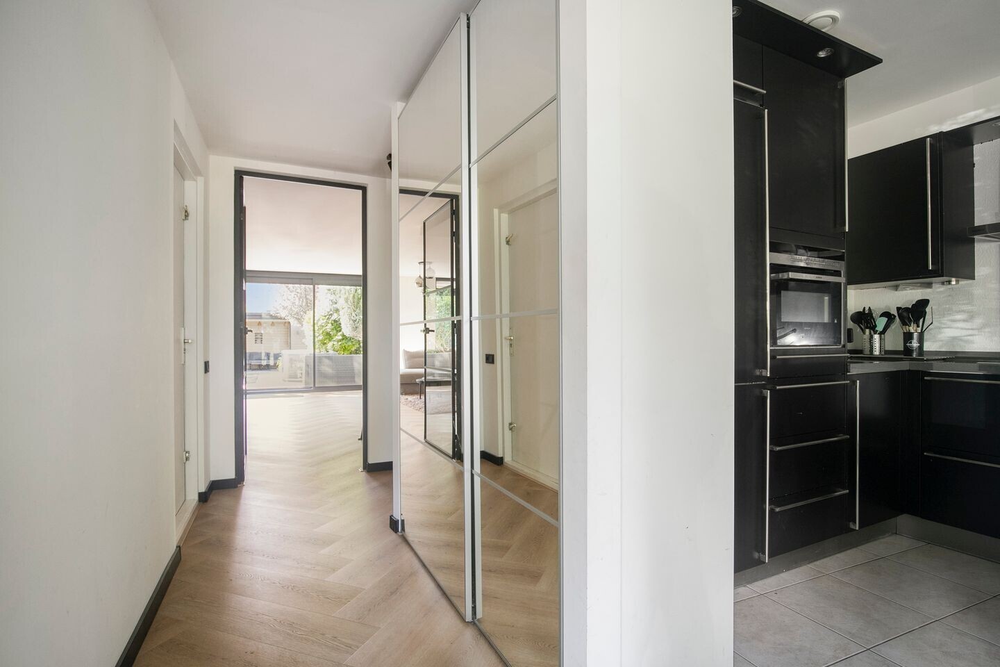 Hoekwoning te koop: Polonaisestraat 25, Almere