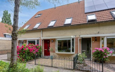 Darja Collinstraat 3