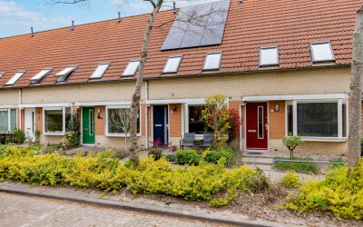 Darja Collinstraat 7