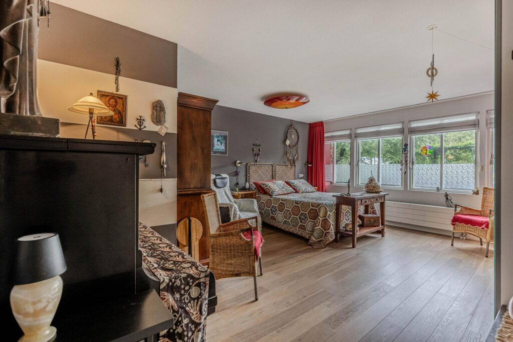 Tussenwoning te koop: Charlotte van Pallandtlaan 10, Almere