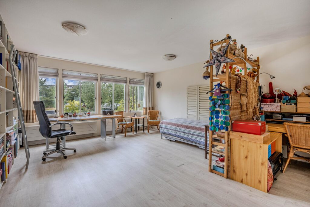 Tussenwoning te koop: Charlotte van Pallandtlaan 10, Almere