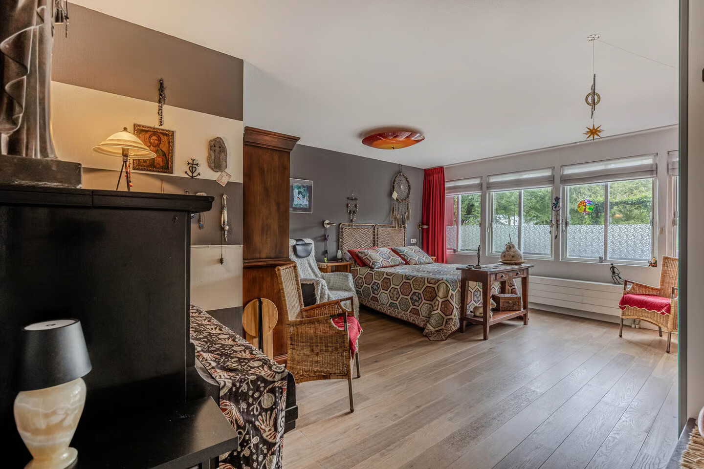 Tussenwoning te koop: Charlotte van Pallandtlaan 10, Almere