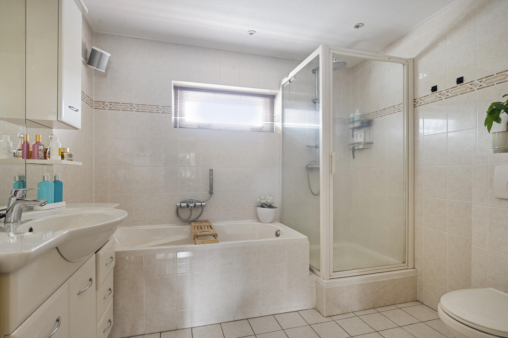 Tussenwoning te koop: Floris Versterstraat 68, Almere