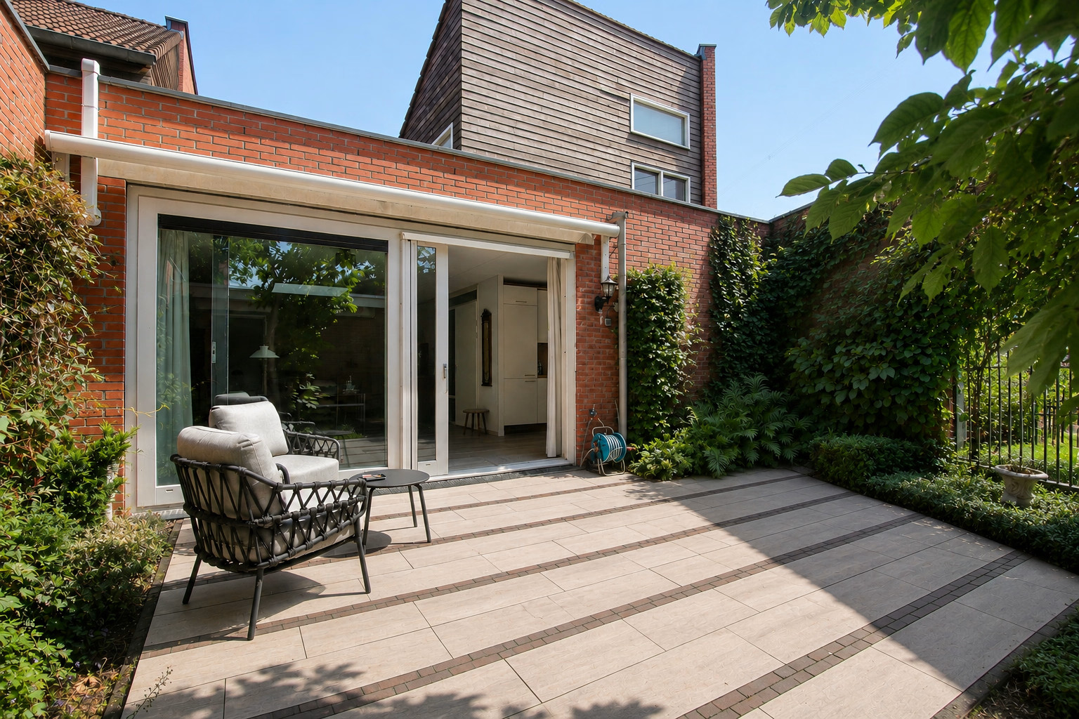 Tussenwoning te koop: Herman Kruyderstraat 67, Almere
